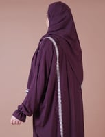 ثوب صلاة مطرز