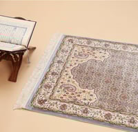 سجادة حرير فاخرة