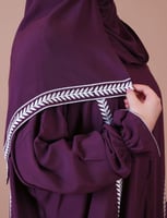 ثوب صلاة مطرز