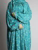 ثوب صلاة ورد