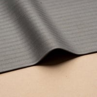 قماش شتوي رصاصي مقلم