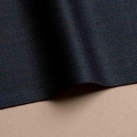 قماش شتوي كحلي مقلم