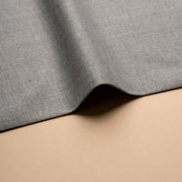 قماش شتوي رصاصي مقلم