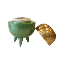 مبخرة كلاسي وسط أخضر