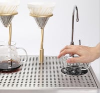 رينزر غسالة الاكواب و ادوات تحضير القهوة مع قاعدتي...