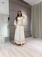 فستان العيد ناعم قطعتين بتطريز ورود