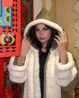 فروة نسائي قماش جلد مبطن بفرو من الداخل وفرو مدرب...