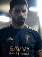 تيشيرت الهلال بتصميم خاص