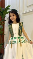 فستان اليوم الوطني السعودية ابيض مع وشاح