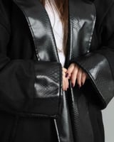 فروه نسائيه مع اطراف جلد