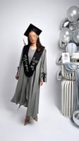 عباية تخرج رمادي