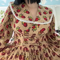 فستان رمضاني بني