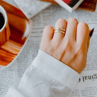 خاتم فضة إيطالي بفكرة مبتكره تصميم أنيق مناسب للأذ...