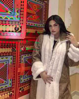 فروة نسائي قماش جلد مبطن بفرو من الداخل وفرو مدرب...