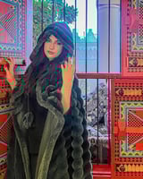 بشت نسائي مغربي فرو ناعم من الخارج