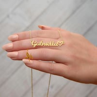 سلسال بالاسم _ مع قلب مفرغ