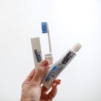 مجموعة كابيتانو معجون اسنان وفرشة - حجم ميني