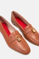 فلات كارولينا هيريرا