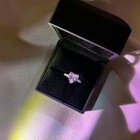 خاتم قلب وردي