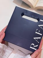 خاتم حرف مع فيونكه – تصميم حسب الطلب