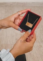 سلسال لوحه بتصميم عربي بالاسم حسب الطلب