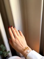 اسواره الاسم مع ورده – تصميم حسب الطلب