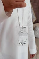 تعليقة بصورة واسم من الاكريلك الفاخر