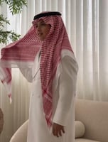 شماغ احمر بالاسم