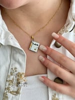 سلسال دفتر العبارات مصمم حسب الطلب .