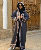 فرو نسائي كلاسيك لون كحلي