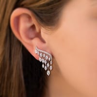 أقراط فاخرة من الزركون