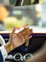 تعليقة الأيادي استودعتك الله