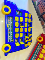 لعبة من في الباص؟ لعبة جماعية ذكية