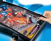 لعبة تحدي اطلاق الكرة الالكترونية لعبة جماعية لمعر...