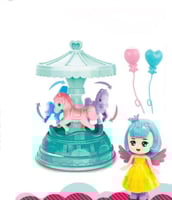 لعبة الملاهي مع دمية