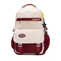 شنطة مدرسيه بالاسم