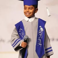 عبايه تخرج اطفال