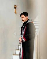 فرو اسود واحمر مطرز