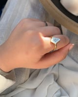 خاتم ناعم من الصدف بالاسم