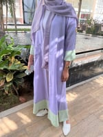 عباية سمراء