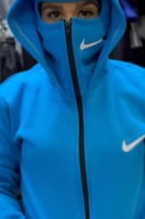 بلوفر بغطاء راس ووجه شتوي