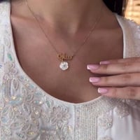 سلسال الوردة بتصميم ناعم