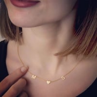 سلس حرفين وقلب بتصميم ناعم