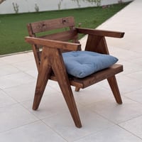 كرسي خشب بديزاين حديث