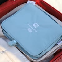 منظم مستحضرات التجميل