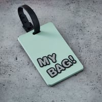 تاق حقيبة للسفر مصمم بشكل انيق وجميل