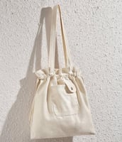 شنطة تسوق قماش بيضاء متعددة الجيوب بحزام غلق