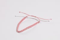 سوار خيط رمادي