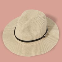 قبعة شاطئ / كلاسيك