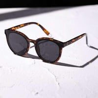 نظارة شمسيه002